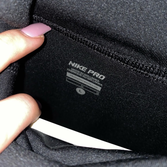 Nike pullover - Picture 4 of 4